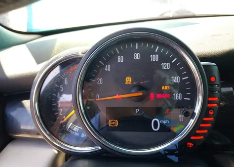 2017 Mini Convertible Cooper S z USA, uszkodzony, nr VIN WMWWG9C30H3C80917